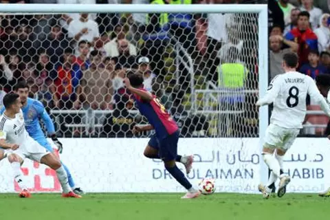 3 لمدريد و4 من برشلونة.. معركة 9 مرشحين على جائزة أفضل لاعب في الدوري الإسباني